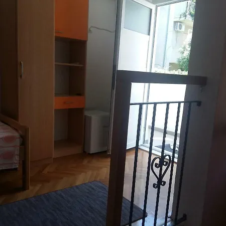 Gostinjska kuća Maestral